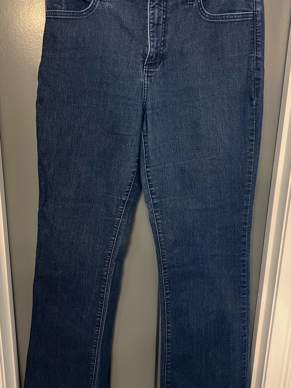 NYDJ Women's Straight Leg Jeans in Dark Blue Wash size 14